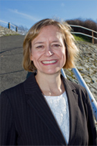 about_us_2 Liz Thurbide, CPA, CA